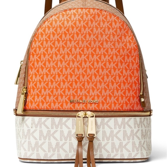 Michael Kors Handbags - 👛 Michael Kors “Sun Multi” back pack
